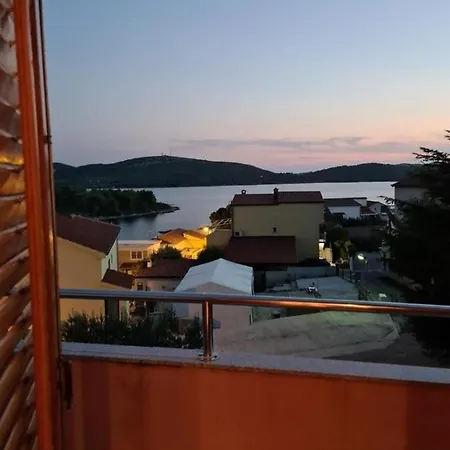 Appartement By The Sea Pirovac, Sibenik - 21874 *