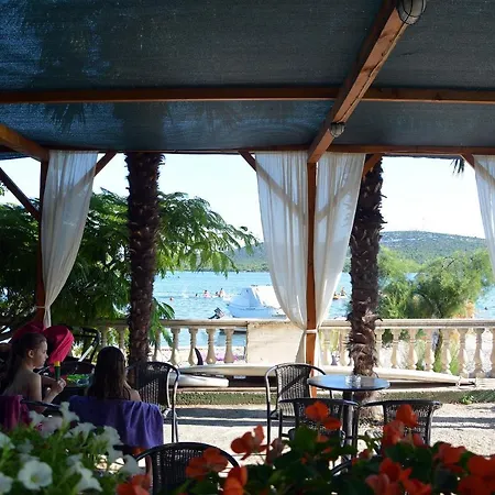 By The Sea Pirovac, Sibenik - 21874 *